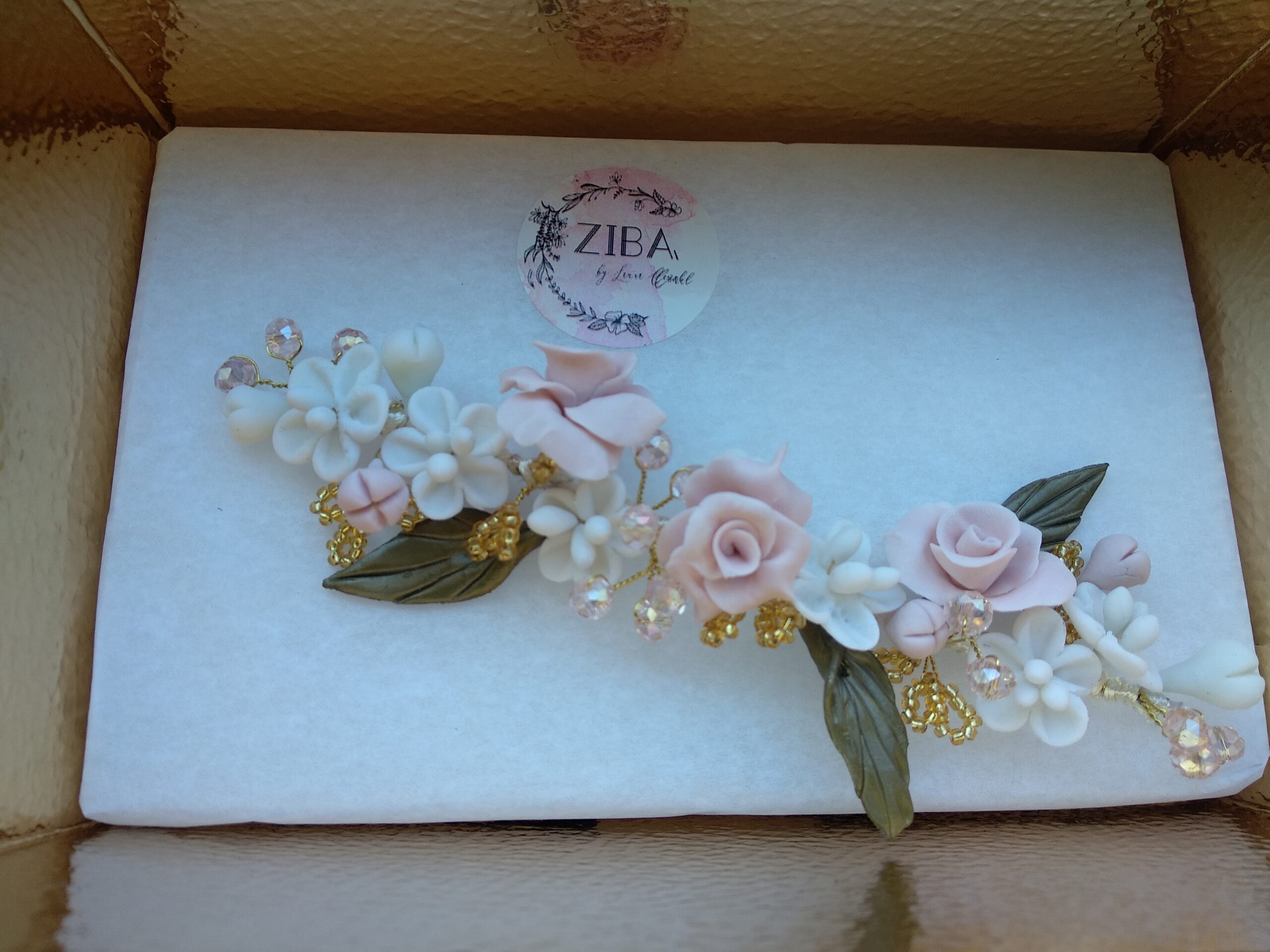 tocado-novia-porcelana-rosa-tocadosziba-mallorca